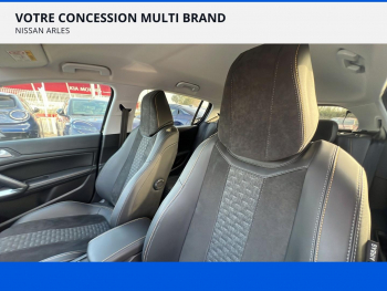 Photo 12 du bon plan PEUGEOT 308 1.2 PureTech 130ch S&S Roadtrip occasion à 10990 €