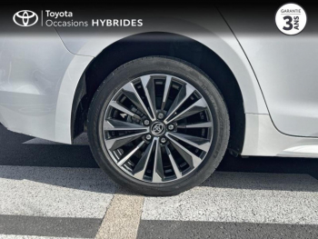 Photo 8 du bon plan TOYOTA Corolla Touring Spt 1.8 140ch Design MY24 occasion à 28890 €