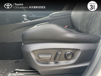 Photo 24 du bon plan TOYOTA C-HR 2.0 Hybride 184ch Collection E-CVT occasion à 22990 €