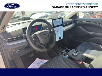 Photo 10 du bon plan FORD Mustang Mach-E 269ch Standard Range 76kWh Mach-E Propulsion occasion à 29990 €