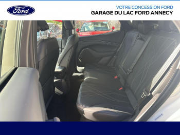 Photo 12 du bon plan FORD Mustang Mach-E 269ch Standard Range 76kWh Mach-E Propulsion occasion à 29990 €