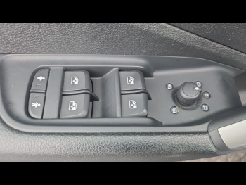 Photo 14 du bon plan AUDI Q2 35 TFSI 150ch Design S tronic 7 occasion à 22490 €
