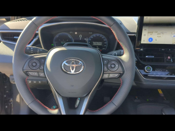 Photo 21 du bon plan TOYOTA Corolla 1.8 140ch GR Sport MY26 occasion à 37990 €