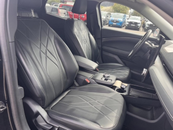 Photo 12 du bon plan FORD Mustang Mach-E 269ch Standard Range 76kWh Mach-E Propulsion occasion à 37900 €