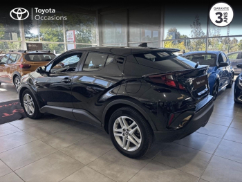 Photo 2 du bon plan TOYOTA C-HR 122h Dynamic Business 2WD E-CVT + Programme Beyond Zero Academy MY22 occasion à 15990 €