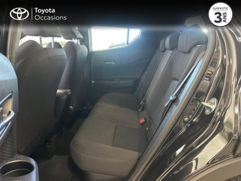 Photo 12 du bon plan TOYOTA C-HR 122h Dynamic Business 2WD E-CVT + Programme Beyond Zero Academy MY22 occasion à 15990 €
