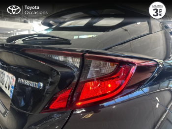 Photo 21 du bon plan TOYOTA C-HR 122h Dynamic Business 2WD E-CVT + Programme Beyond Zero Academy MY22 occasion à 15990 €