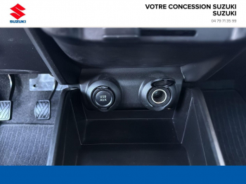 Photo 14 du bon plan SUZUKI Swift 1.2 Dualjet Hybrid 83ch Avantage occasion à 13490 €