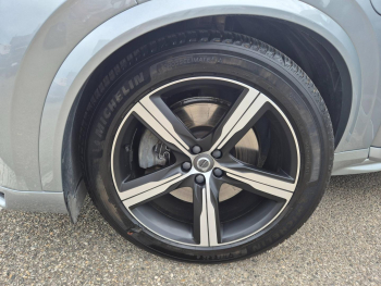 Photo 15 du bon plan VOLVO XC90 T8 Twin Engine 303 + 87ch R-Design Geartronic 7 places 48g occasion à 39900 €