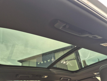 Photo 22 du bon plan VOLVO XC90 T8 Twin Engine 303 + 87ch R-Design Geartronic 7 places 48g occasion à 39900 €