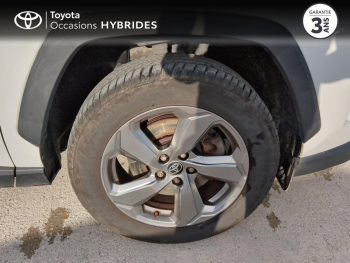 Photo 16 du bon plan TOYOTA RAV4 Hybride 218ch Dynamic 2WD Pack Techno occasion à 30390 €