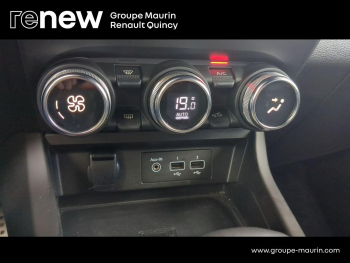 Photo 27 du bon plan RENAULT Arkana 1.6 E-Tech hybride 145ch RS Line Fast Track occasion à 21990 €