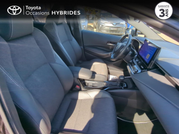 Photo 6 du bon plan TOYOTA Corolla Touring Spt 1.8 140ch Design MY25 occasion à 29500 €