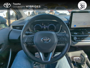 Photo 9 du bon plan TOYOTA Corolla Touring Spt 1.8 140ch Design MY25 occasion à 29500 €