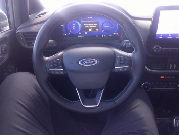 Photo 5 du bon plan FORD Fiesta 1.0 Flexifuel 95ch Titanium Vignale 5p occasion à 15590 €