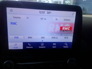 Photo 8 du bon plan FORD Fiesta 1.0 Flexifuel 95ch Titanium Vignale 5p occasion à 15590 €