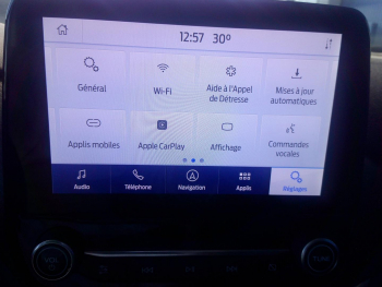 Photo 10 du bon plan FORD Fiesta 1.0 Flexifuel 95ch Titanium Vignale 5p occasion à 15590 €