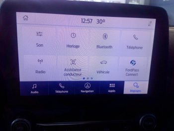 Photo 11 du bon plan FORD Fiesta 1.0 Flexifuel 95ch Titanium Vignale 5p occasion à 15590 €