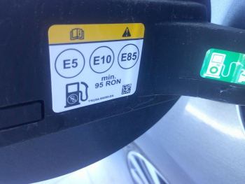 Photo 24 du bon plan FORD Fiesta 1.0 Flexifuel 95ch Titanium Vignale 5p occasion à 15590 €