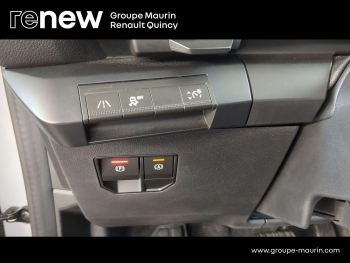 Photo 17 du bon plan RENAULT Megane E-Tech Electric EV60 220ch Iconic super charge occasion à 18990 €