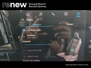Photo 23 du bon plan RENAULT Megane E-Tech Electric EV60 220ch Iconic super charge occasion à 18990 €
