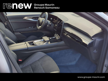 Photo 15 du bon plan RENAULT RAFALE 1.2 E-Tech 300ch atelier Alpine 4x4 occasion à 49900 €