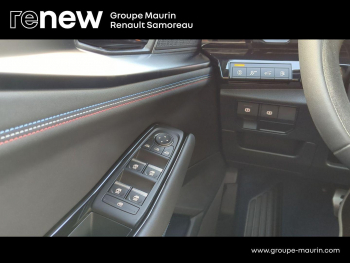 Photo 27 du bon plan RENAULT RAFALE 1.2 E-Tech 300ch atelier Alpine 4x4 occasion à 49900 €