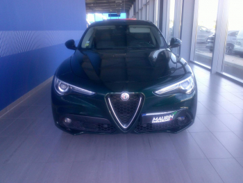 Photo 2 du bon plan ALFA ROMEO Stelvio 2.2 Diesel 160ch Super AT8 MY19 occasion à 21590 €