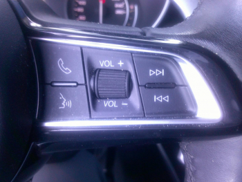 Photo 17 du bon plan ALFA ROMEO Stelvio 2.2 Diesel 160ch Super AT8 MY19 occasion à 21590 €
