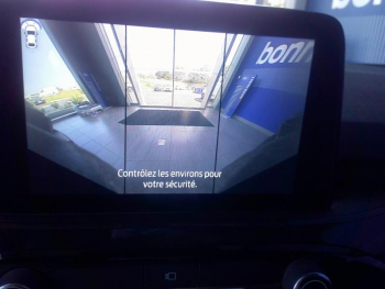Photo 6 du bon plan FORD Kuga 2.5 Duratec 190ch FHEV E85 Graphite Tech Edition BVA occasion à 30900 €