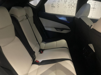 Photo 16 du bon plan LEXUS NX 450h+ F SPORT Executive 4WD MY24 occasion à 48990 €