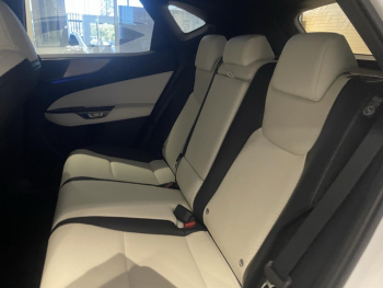 Photo 20 du bon plan LEXUS NX 450h+ F SPORT Executive 4WD MY24 occasion à 48990 €