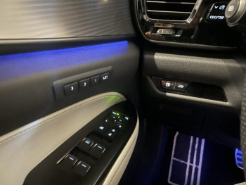 Photo 29 du bon plan LEXUS NX 450h+ F SPORT Executive 4WD MY24 occasion à 48990 €
