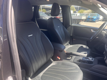 Photo 8 du bon plan FORD Kuga 2.5 Duratec 190ch FHEV E85 Vignale BVA occasion à 26900 €