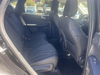 Photo 9 du bon plan FORD Kuga 2.5 Duratec 190ch FHEV E85 Vignale BVA occasion à 26900 €