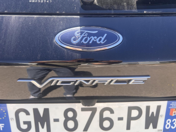 Photo 12 du bon plan FORD Kuga 2.5 Duratec 190ch FHEV E85 Vignale BVA occasion à 26900 €