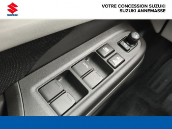 Photo 13 du bon plan SUZUKI Swift 1.2 Hybrid 83ch Pack AllGrip occasion à 18990 €