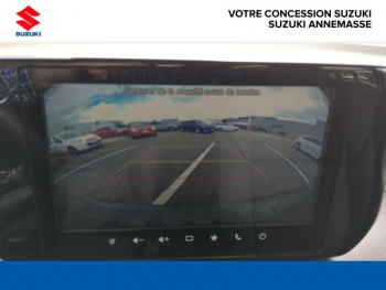 Photo 16 du bon plan SUZUKI Swift 1.2 Hybrid 83ch Pack AllGrip occasion à 18990 €