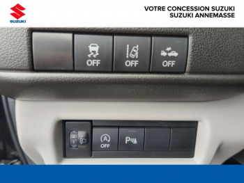 Photo 22 du bon plan SUZUKI Swift 1.2 Hybrid 83ch Pack AllGrip occasion à 18990 €