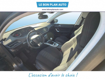 Photo 9 du bon plan PEUGEOT 308 1.5 BlueHDi 130ch S&S Allure occasion à 10990 €