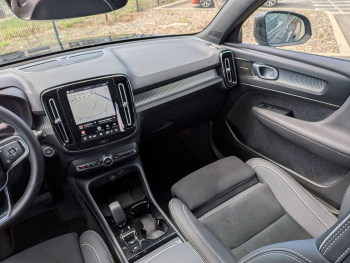 Photo 5 du bon plan VOLVO XC40 B3 163ch Ultra DCT 7 occasion à 37900 €