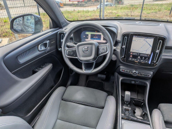 Photo 16 du bon plan VOLVO XC40 B3 163ch Ultra DCT 7 occasion à 37900 €