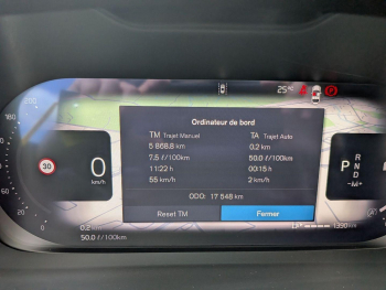 Photo 20 du bon plan VOLVO XC40 B3 163ch Ultra DCT 7 occasion à 37900 €