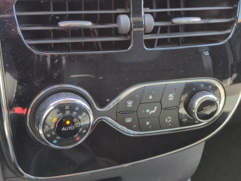 Photo 23 du bon plan RENAULT Clio 0.9 TCe 90ch energy Intens eco² occasion à 8480 €