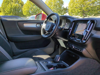 Photo 16 du bon plan VOLVO XC40 D3 AdBlue 150ch Business Geartronic 8 occasion à 21500 €
