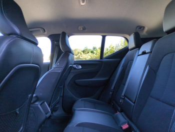Photo 18 du bon plan VOLVO XC40 D3 AdBlue 150ch Business Geartronic 8 occasion à 21500 €