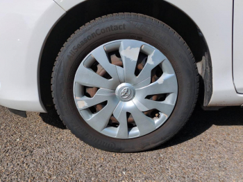 Photo 10 du bon plan TOYOTA Yaris 69 VVT-i France 5p occasion à 6990 €