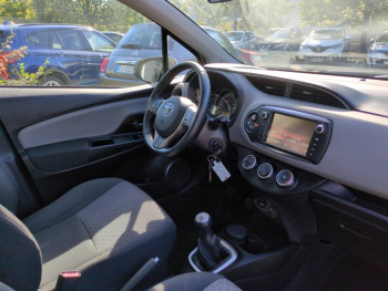 Photo 15 du bon plan TOYOTA Yaris 69 VVT-i France 5p occasion à 6990 €