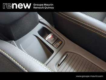 Photo 19 du bon plan RENAULT Clio 1.6 E-Tech hybride 145ch Engineered occasion à 16990 €