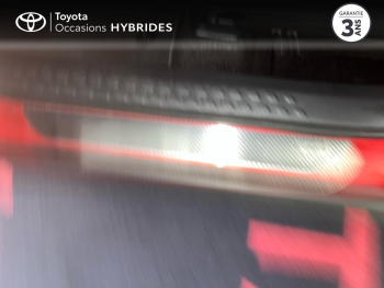Photo 21 du bon plan TOYOTA C-HR 1.8 Hybride 122ch Design E-CVT occasion à 22790 €